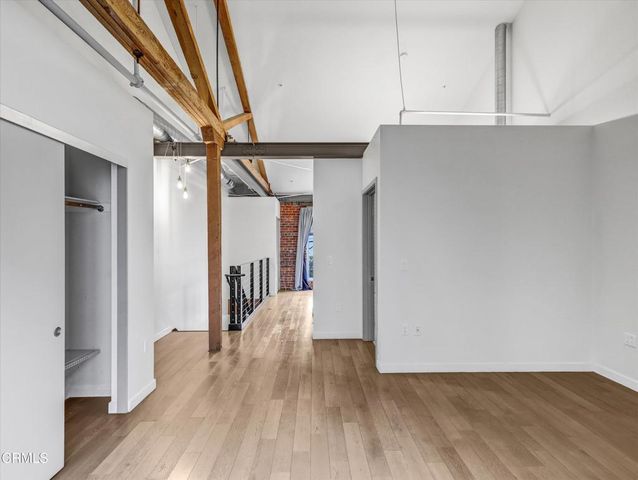 527 Molino Street 110, Los Angeles, CA 90013