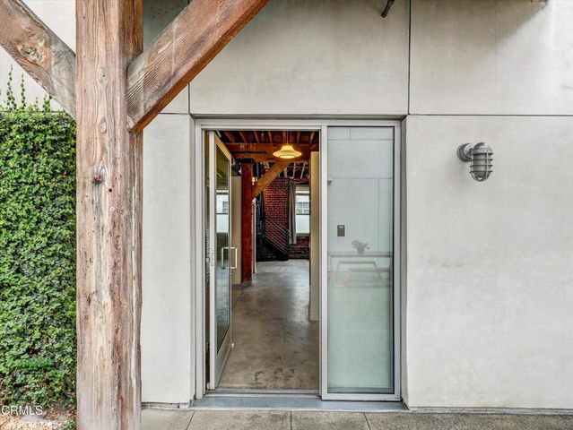 527 Molino Street 110, Los Angeles, CA 90013