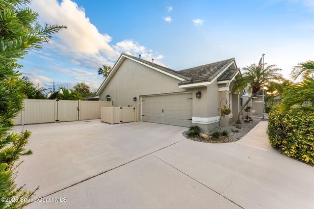 501 Inwood Lane, Indian Harbour Beach, FL 32937