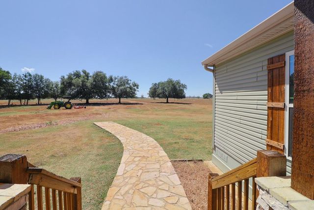 3995 COUNTY ROAD 405, Lexington, TX 78947