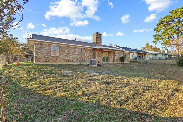 824 S Lillis Lane, Denison, TX 75020