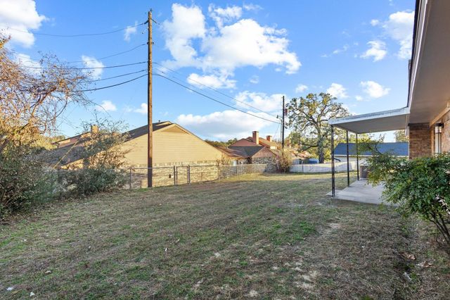 824 S Lillis Lane, Denison, TX 75020