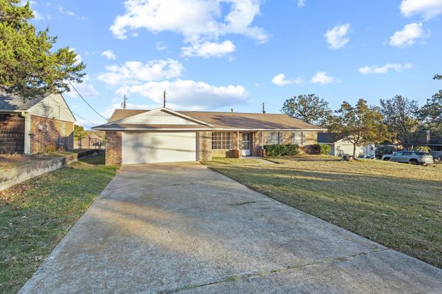 824 S Lillis Lane, Denison, TX 75020