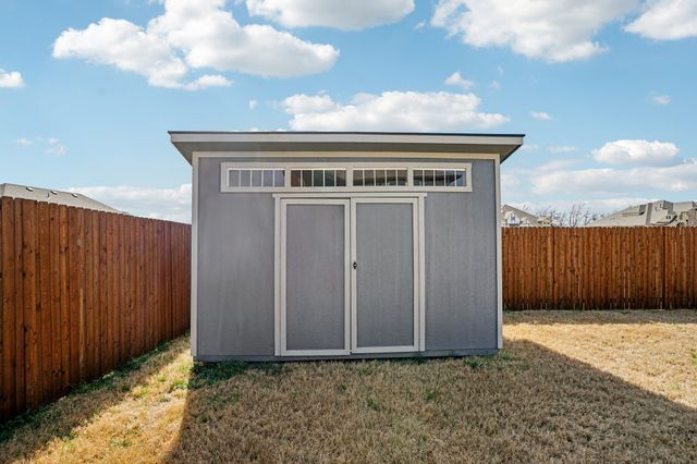 1309 Foxtails Court, Godley, TX 76044