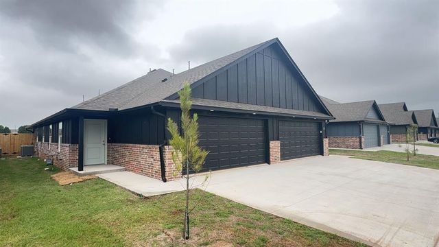 11425 University Drive, Oklahoma City, OK 73114