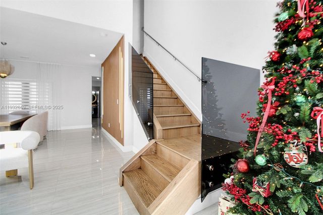 14671 SW 20th St, Miami, FL 33175