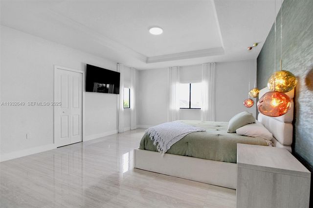 14671 SW 20th St, Miami, FL 33175