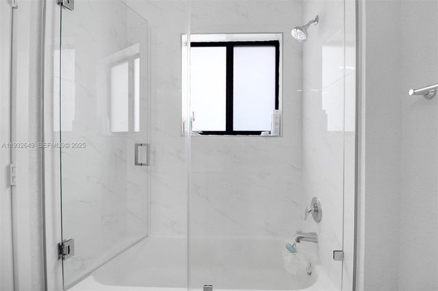 14671 SW 20th St, Miami, FL 33175