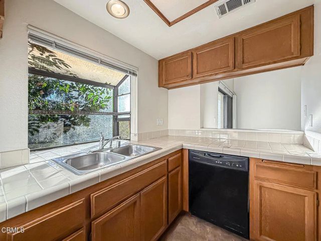 5738 Skyview Way F, Agoura Hills, CA 91301