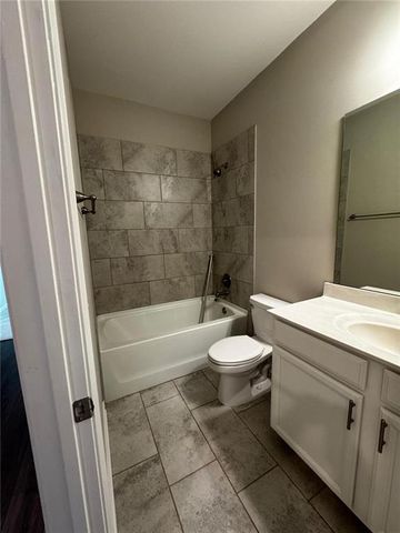 3385 Park Pointe Circle, Scottdale, GA 30079