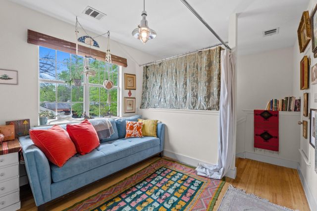 1400 Eva ST, Austin, TX 78704