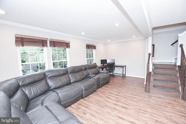 109 SHIRLEY SQ SE, Leesburg, VA 20175