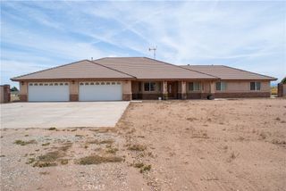 8465 Cedar Court, Phelan, CA 92371