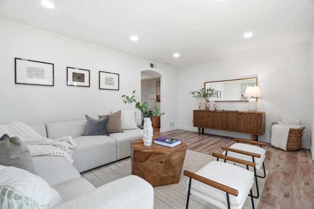 Image 4 of property listing at 658 Picasso Terrace, Sunnyvale, CA 94087