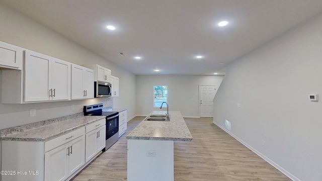 460 Maides Avenue, Wilmington, NC 28405