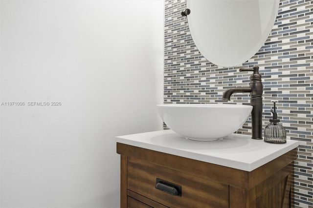 2950 NW 106th Ave 8, Sunrise, FL 33322