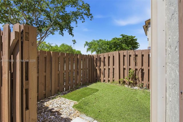 2950 NW 106th Ave 8, Sunrise, FL 33322