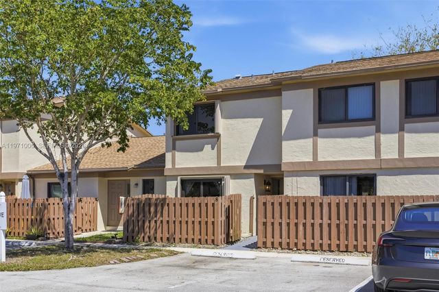 2950 NW 106th Ave 8, Sunrise, FL 33322