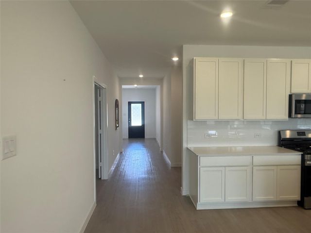 10105 Cabo Del Sol Drive, Cleveland, TX 77327