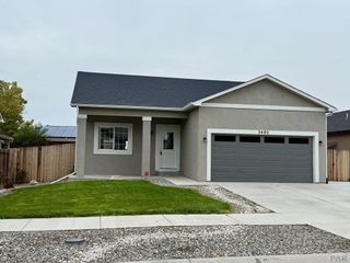 3402 Ptarmigan Ln, Pueblo, CO 81005