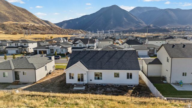 762 W POWDERWOOD LN, Mapleton, UT 84664