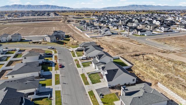 762 W POWDERWOOD LN, Mapleton, UT 84664