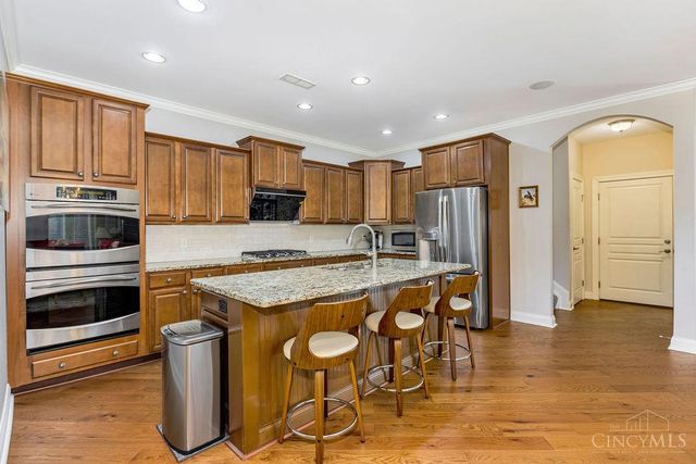 8703 Park Place Circle, West Chester, OH 45069
