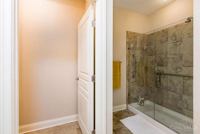 8703 Park Place Circle, West Chester, OH 45069