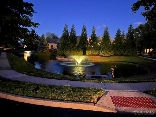 8703 Park Place Circle, West Chester, OH 45069