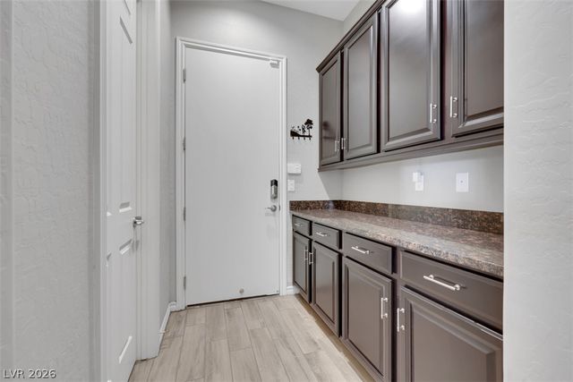 489 Wildflower Avenue, Henderson, NV 89011