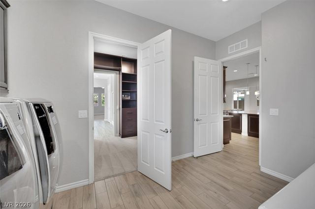 489 Wildflower Avenue, Henderson, NV 89011