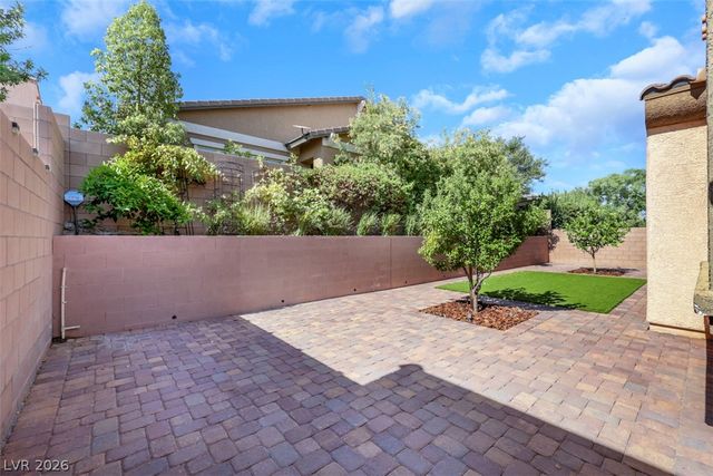 489 Wildflower Avenue, Henderson, NV 89011