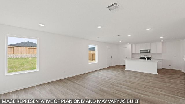 11618 Ruffian Drive, Willis, TX 77318
