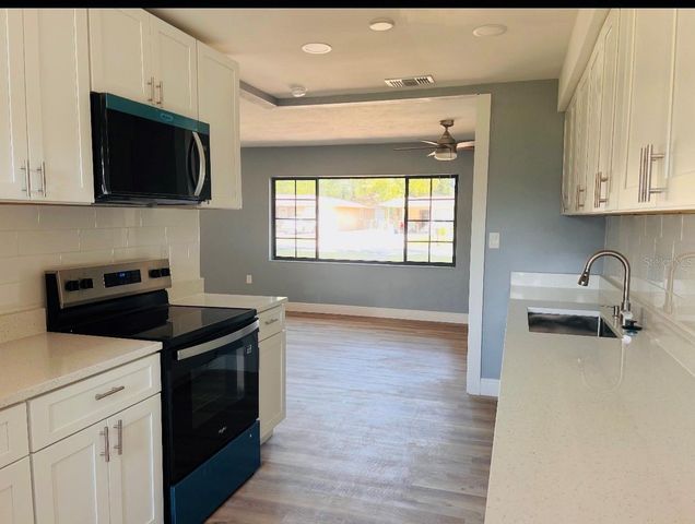 2214 Ave B SW SW 2214 AVE B SW, Winter Haven, FL 33880