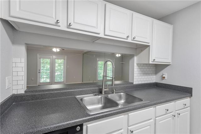 3655 Habersham Road NE 315, Atlanta, GA 30305