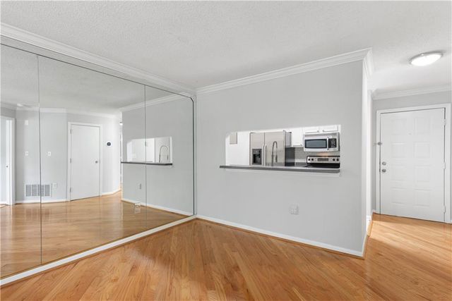 3655 Habersham Road NE 315, Atlanta, GA 30305