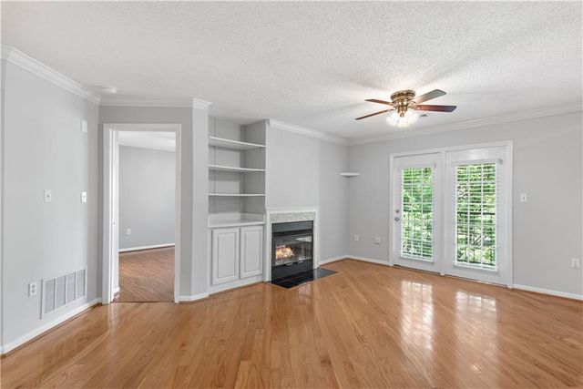 3655 Habersham Road NE 315, Atlanta, GA 30305