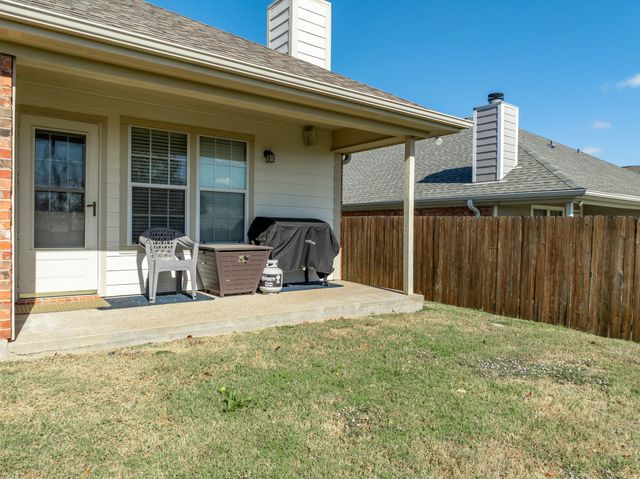 2541 Massey Lane, Robinson, TX 76706