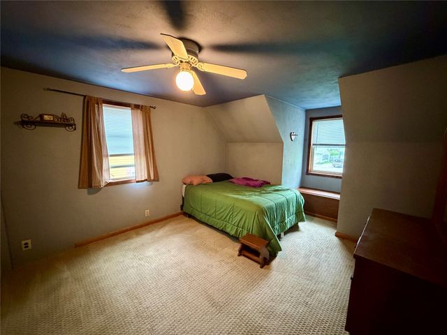 1842 4th Avenue, Grinnell, IA 50112