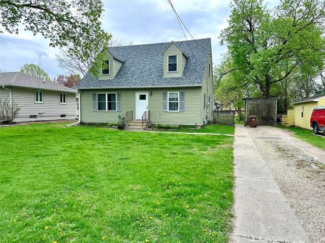 1842 4th Avenue, Grinnell, IA 50112
