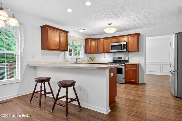 16707 Summit Vista Way, Louisville, KY 40245