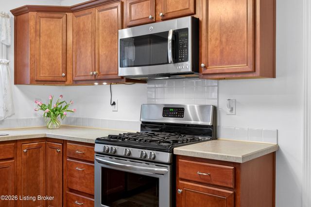 16707 Summit Vista Way, Louisville, KY 40245