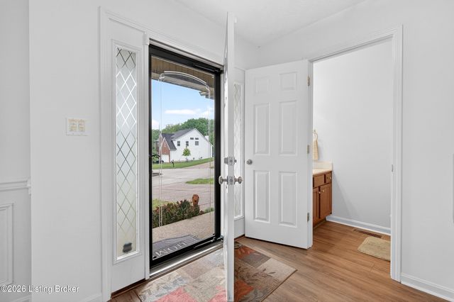 16707 Summit Vista Way, Louisville, KY 40245