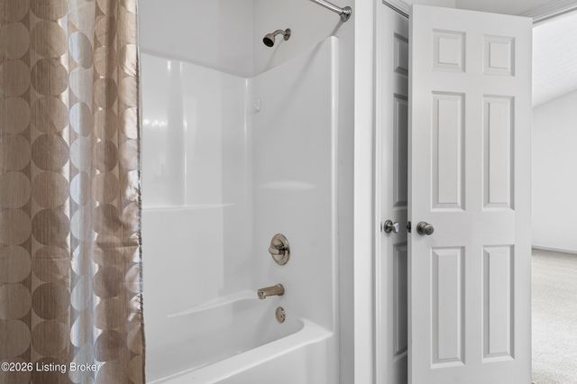 16707 Summit Vista Way, Louisville, KY 40245