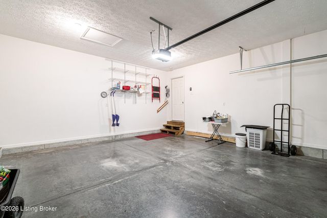 16707 Summit Vista Way, Louisville, KY 40245