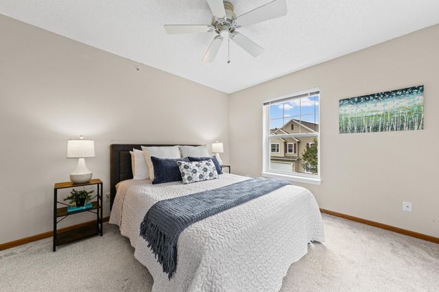 5020 Holly Lane N 4, Plymouth, MN 55446