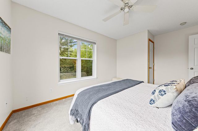5020 Holly Lane N 4, Plymouth, MN 55446