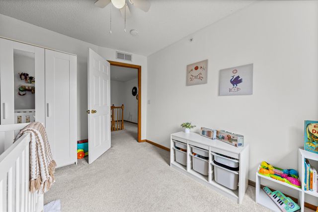 5020 Holly Lane N 4, Plymouth, MN 55446