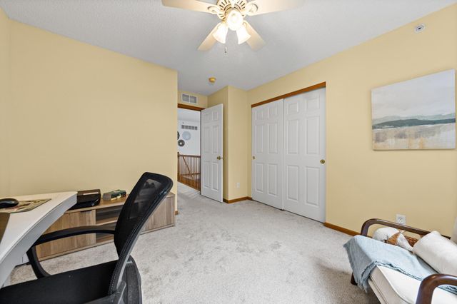 5020 Holly Lane N 4, Plymouth, MN 55446