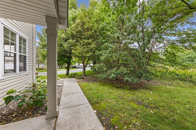 5020 Holly Lane N 4, Plymouth, MN 55446